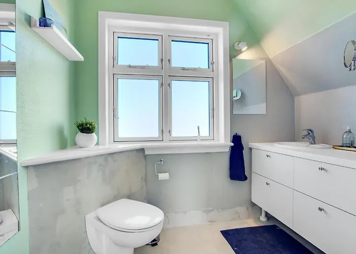 Beautiful In With Kitchen