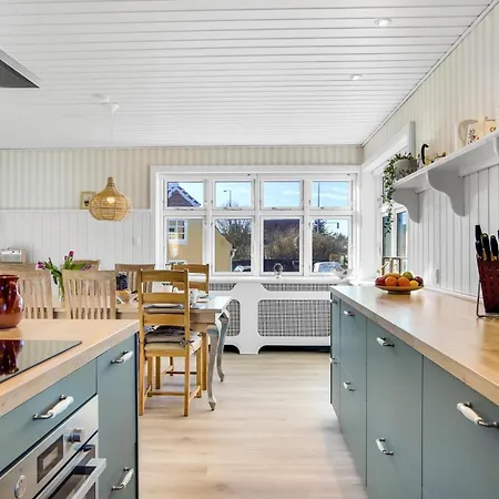 Сasa de vacaciones Beautiful In With Kitchen *