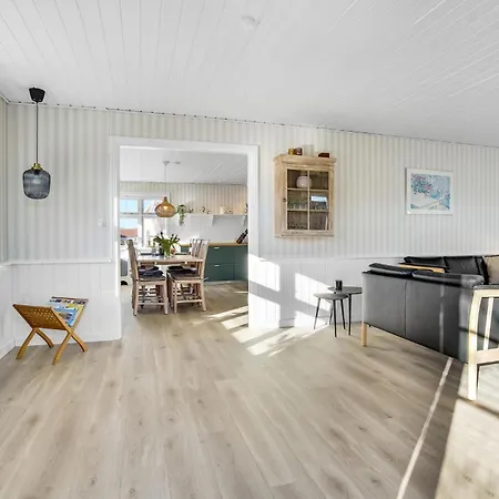 Сasa de vacaciones Beautiful In With Kitchen